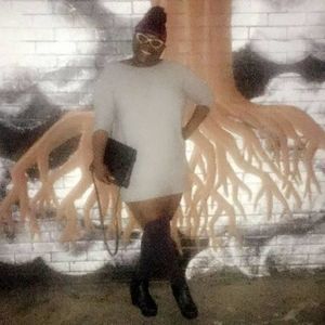 Meet your Posher, Monifa